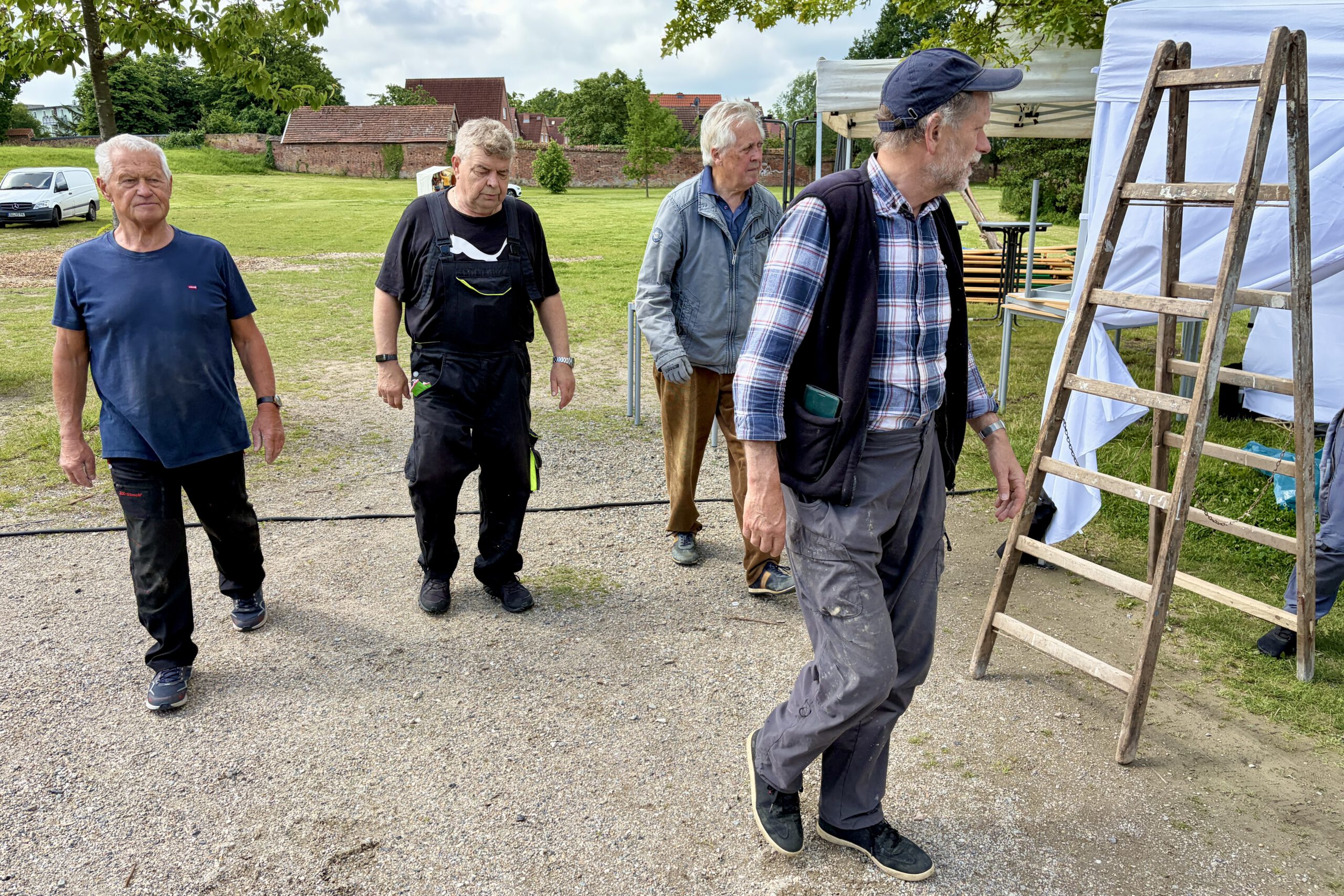 Aufbau 15. Doberaner Klostermarkt